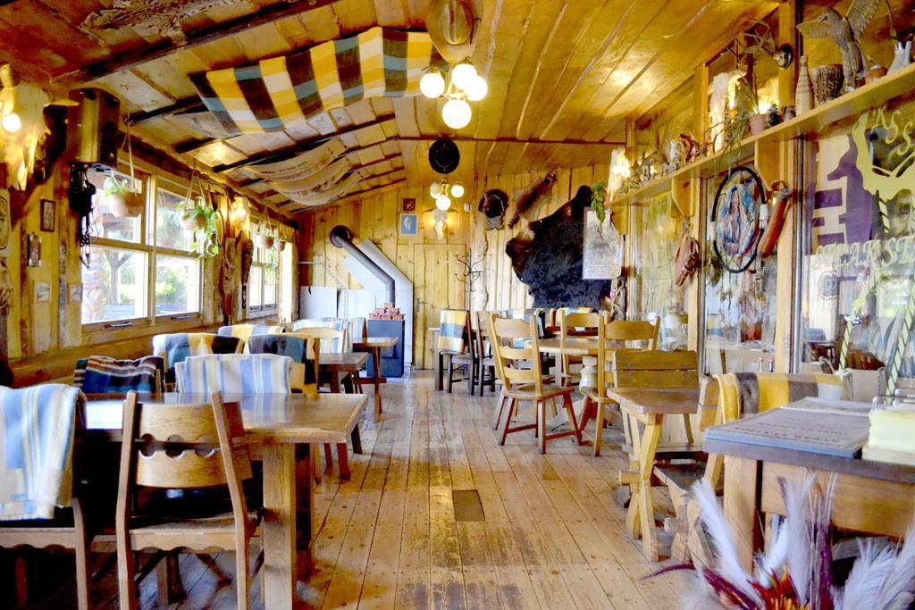Restaurant A Penzion Steak Station Pardubice Ngoại thất bức ảnh