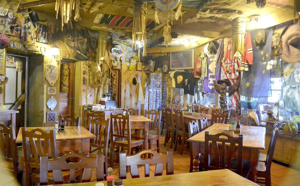 Restaurant A Penzion Steak Station Pardubice Ngoại thất bức ảnh